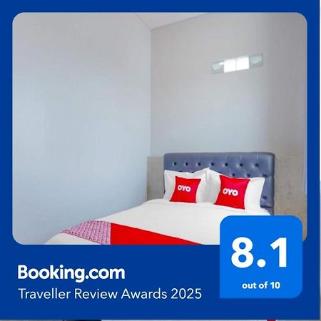 Super Oyo Capital O 90336 Olive Guest House سورابايا المظهر الخارجي الصورة