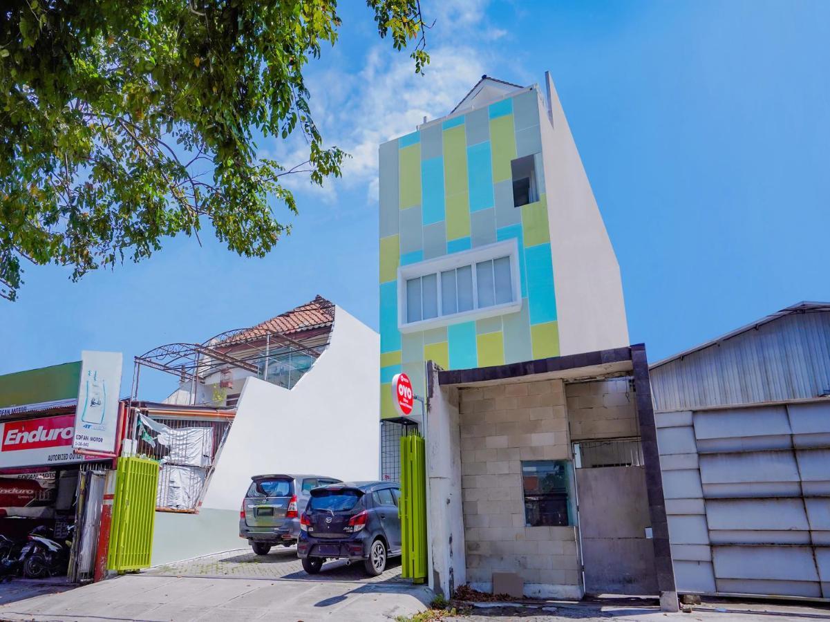 Super Oyo Capital O 90336 Olive Guest House سورابايا المظهر الخارجي الصورة