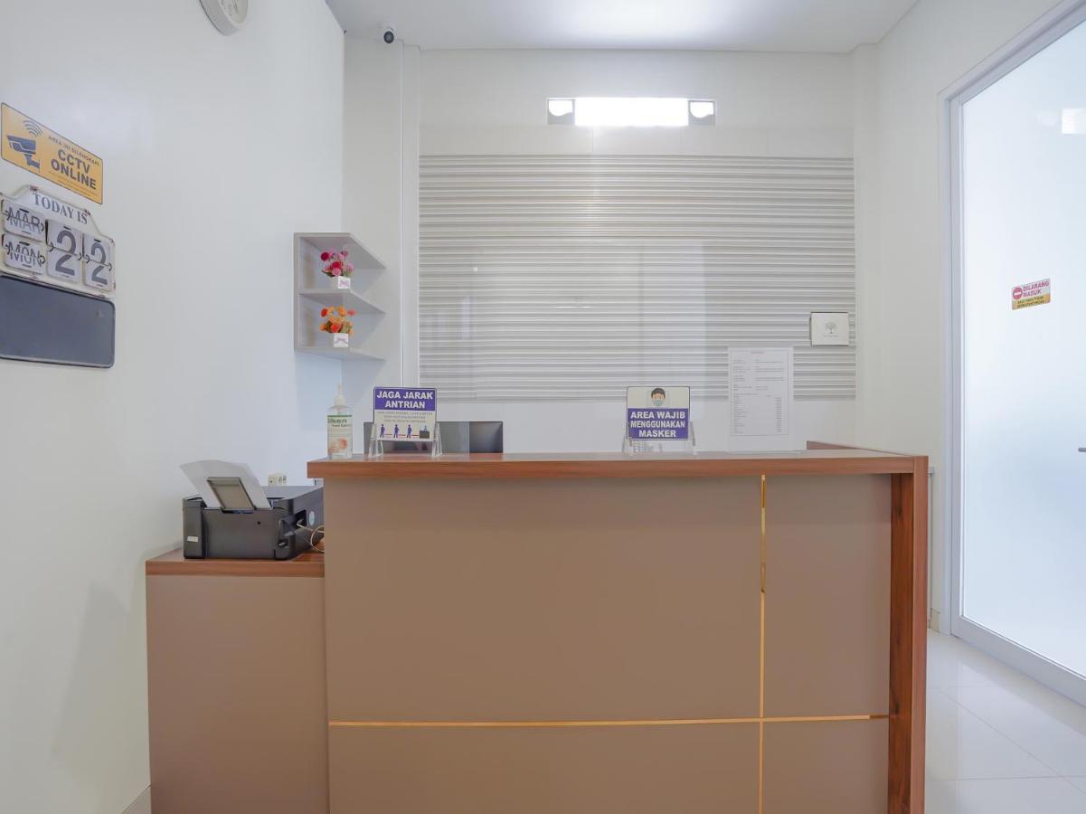 Super Oyo Capital O 90336 Olive Guest House سورابايا المظهر الخارجي الصورة