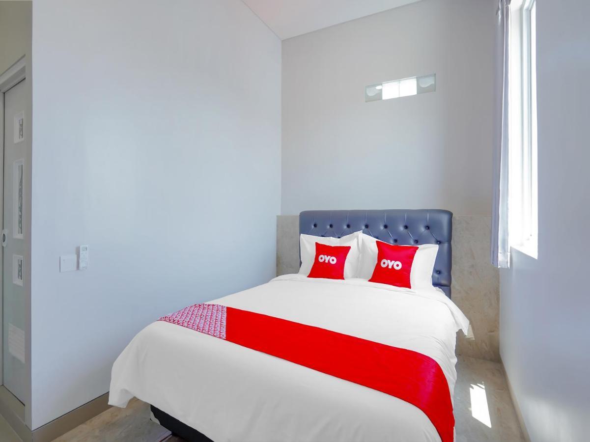 Super Oyo Capital O 90336 Olive Guest House سورابايا المظهر الخارجي الصورة